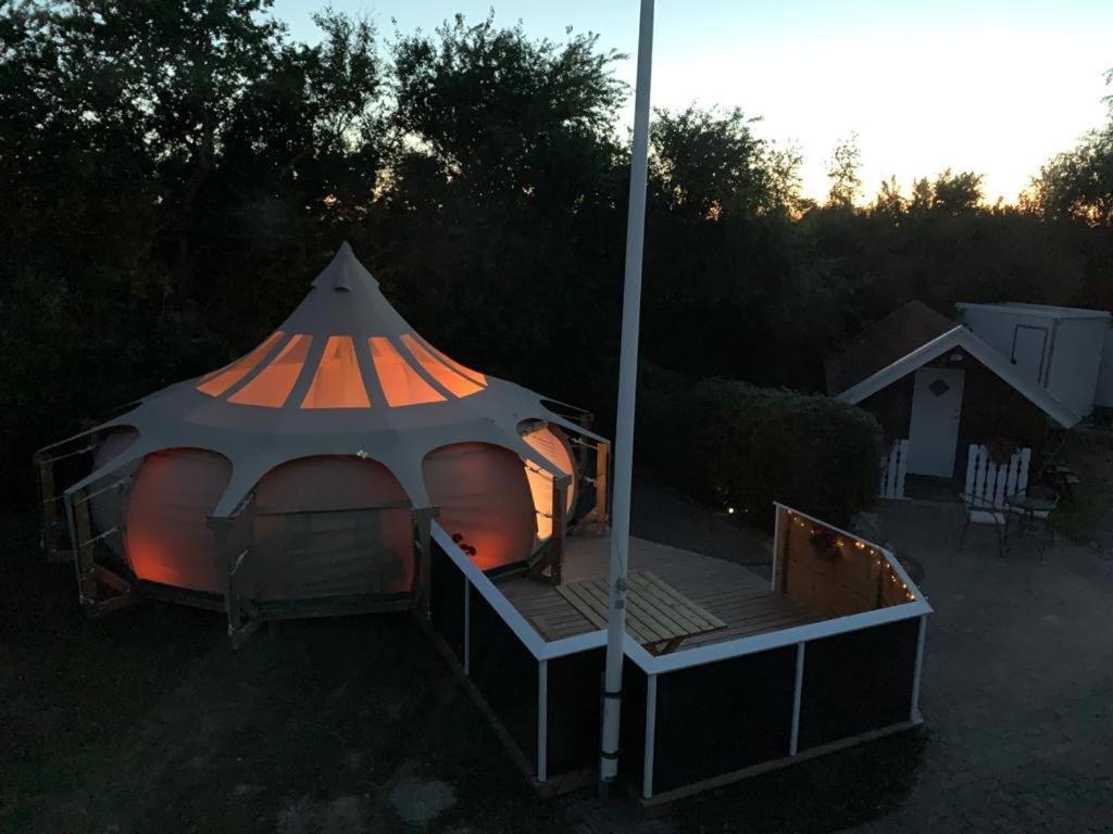 Romantic Luxus Glamping 1 Idestrup Exteriör bild